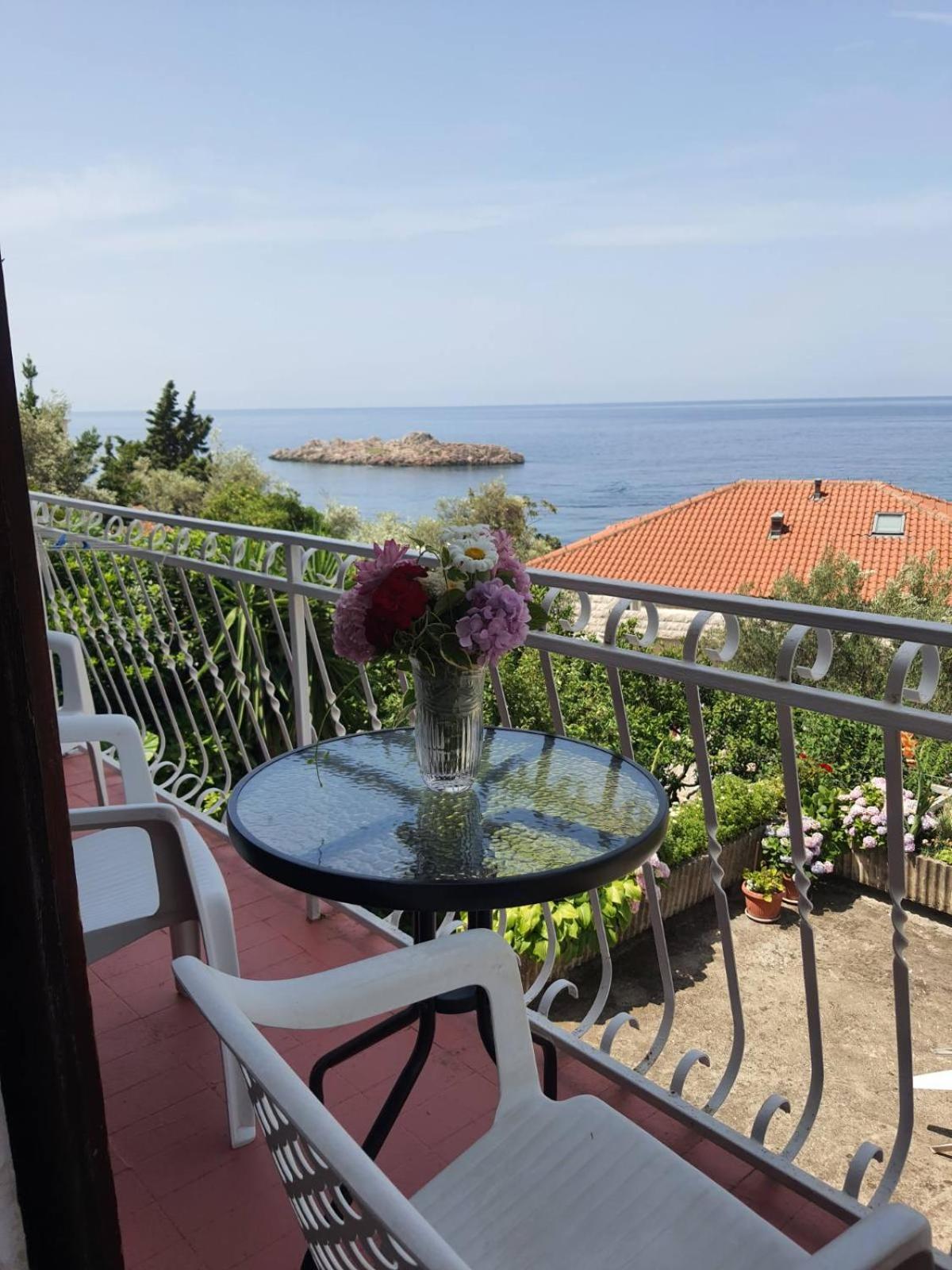 Apartments Andjus Sveti Stefan Exterior photo